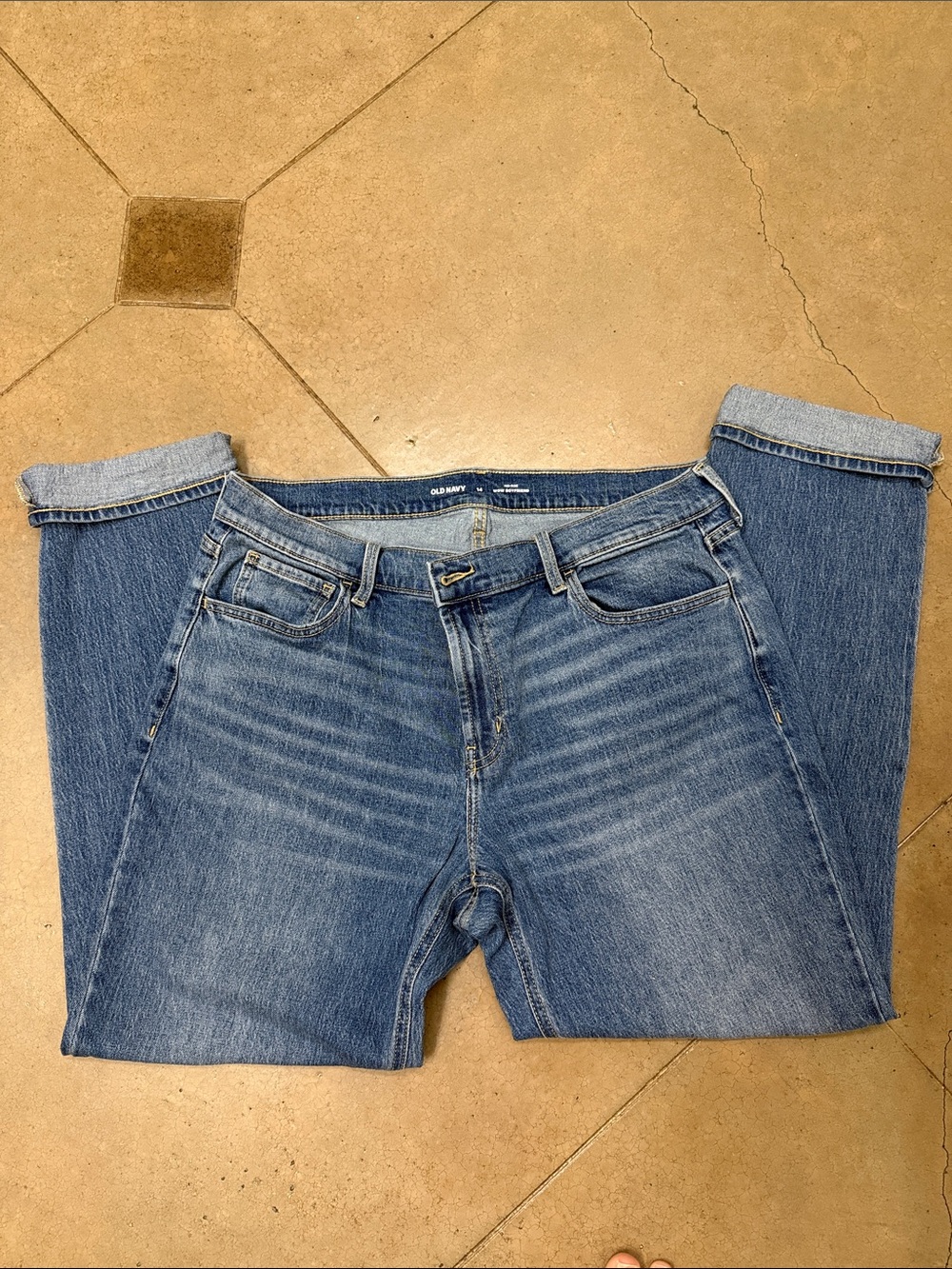 Old Navy Medium Blue Straight-Leg Women's Jeans